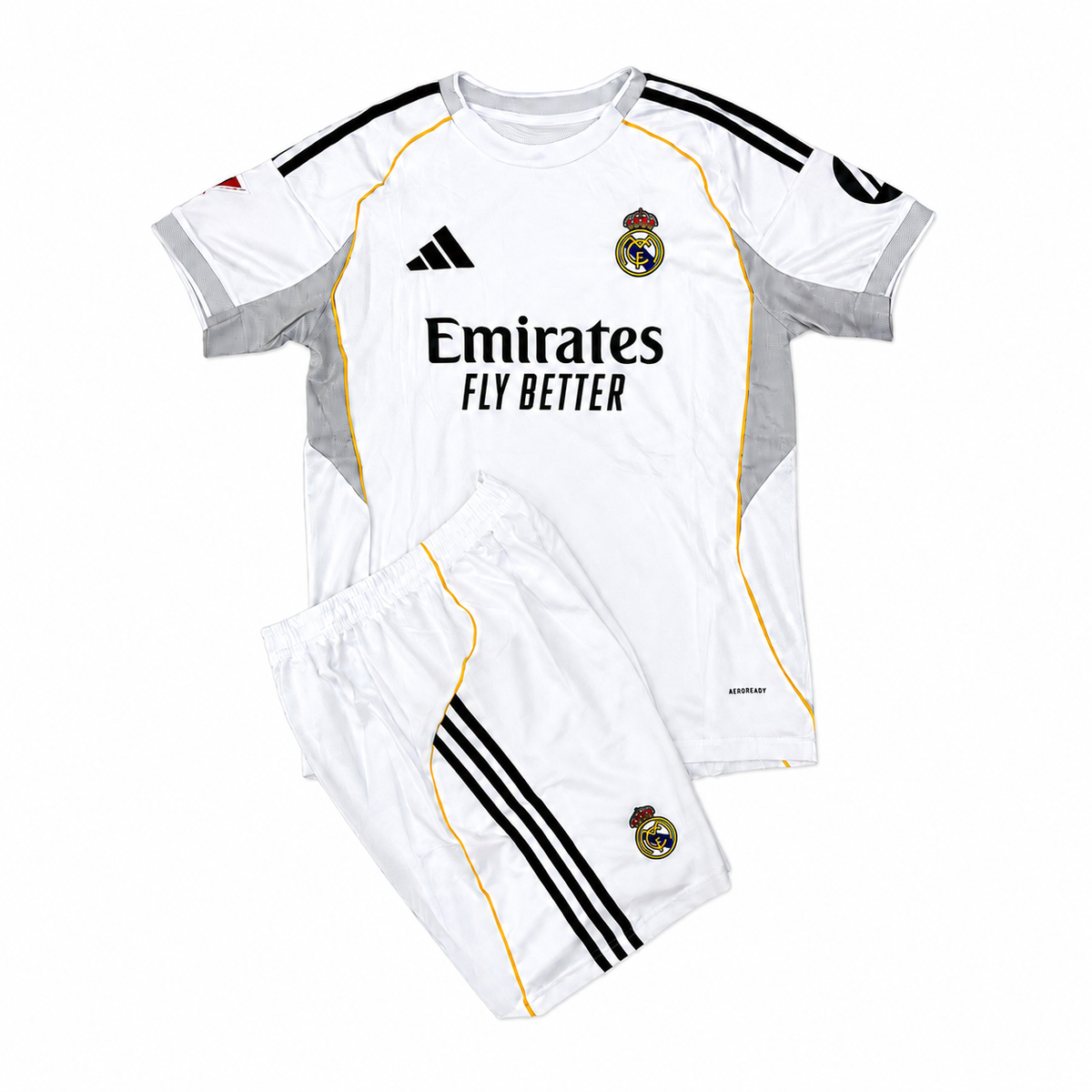 Conjunto deportivo Real Madrid - Camisa y pantaloneta